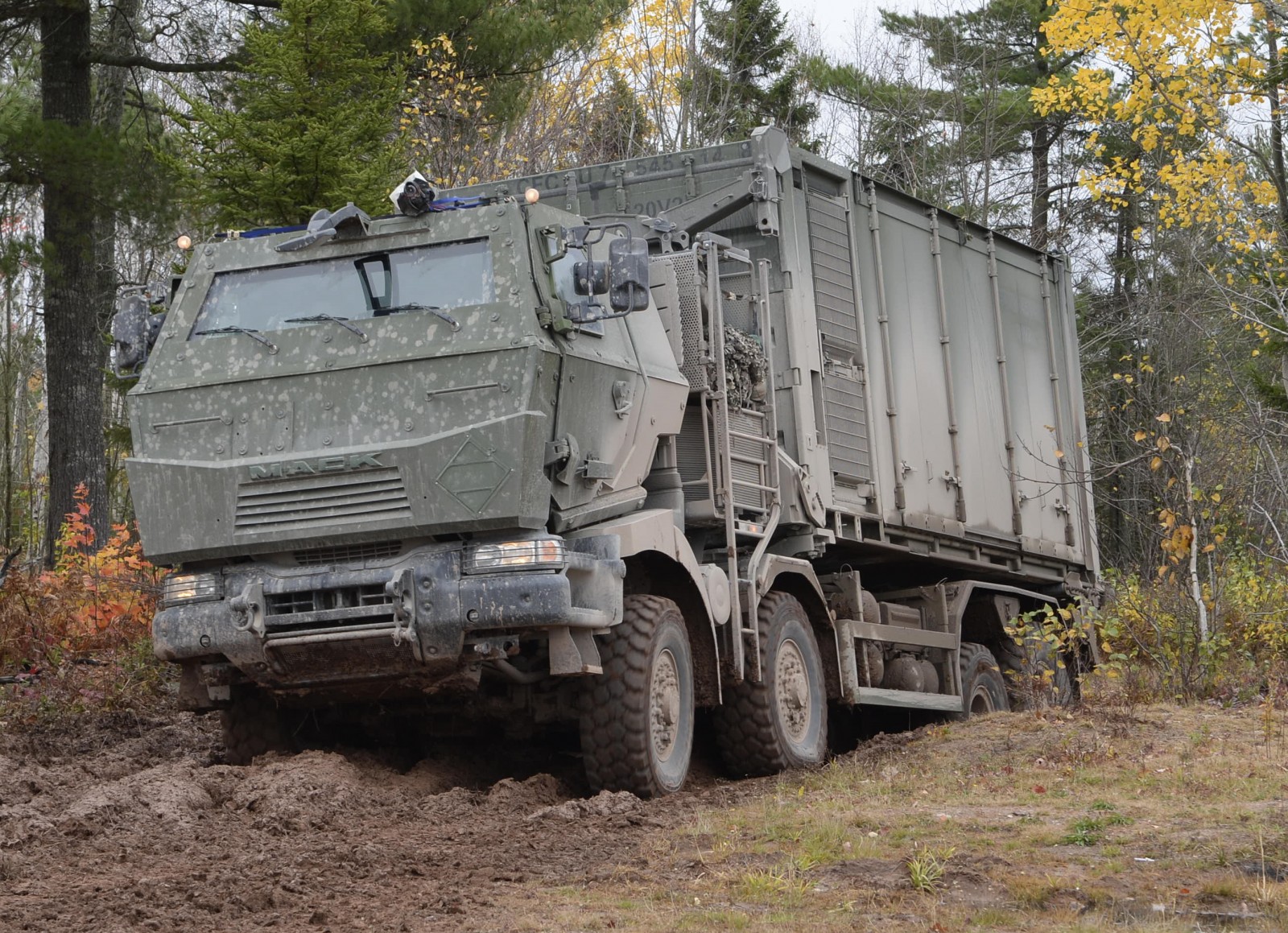 Mack Defense m917a3 8x8. Mack Defence Kerax 8×8. Mack Defense ATC–40t. MSVS Truck.