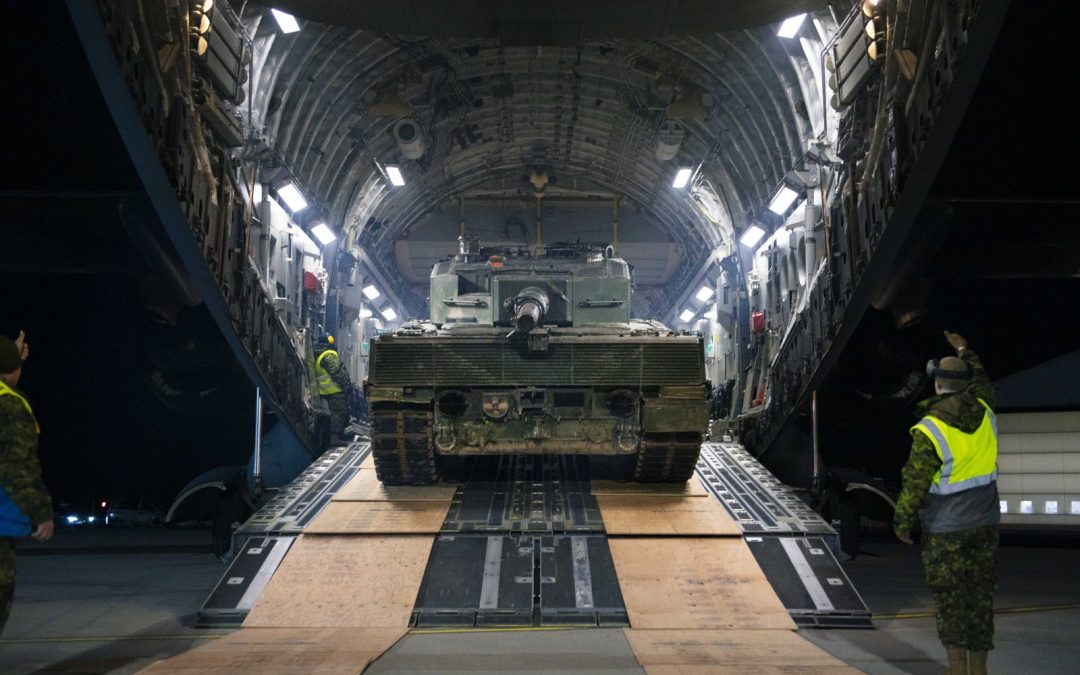 How Dragoons, Strathconas are preparing Ukrainian soldiers for Canadian tanks